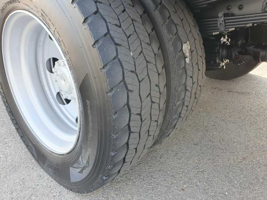 현대 메가트럭 단바리 카고 5톤 수동 11