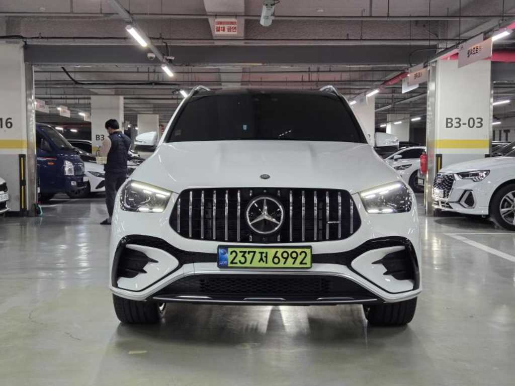 벤츠 GLE 클래스 GLE 53 AMG 4MATIC 플러스 사진 2/17