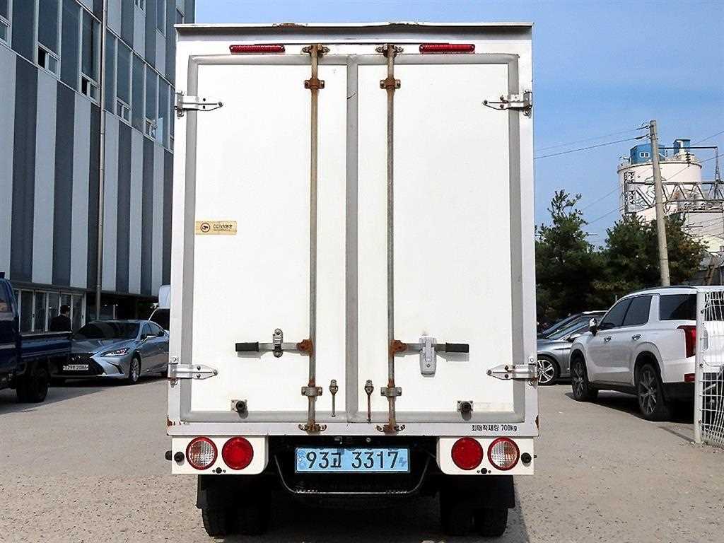 기아 봉고3 1톤 표준탑 전기 3