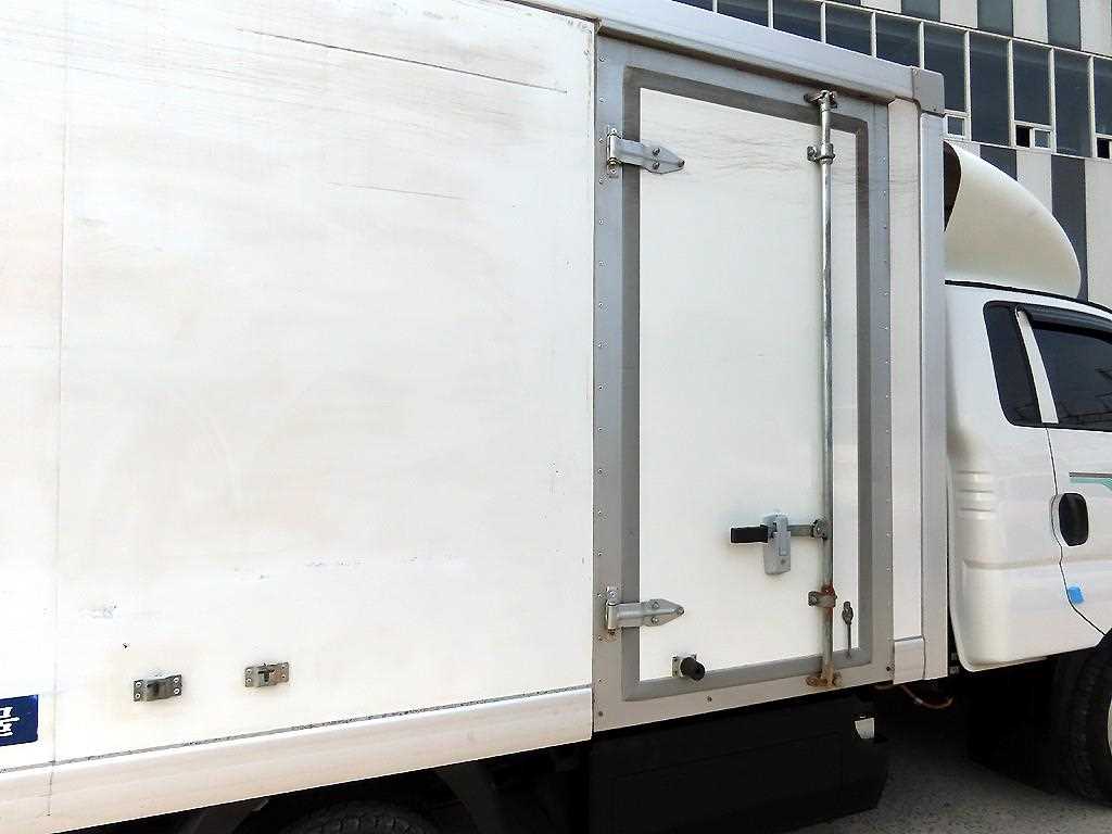 기아 봉고3 1톤 표준탑 전기 4