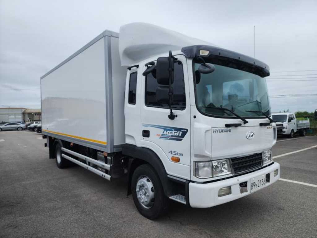 현대 메가트럭 냉동탑 4.5톤 수동 2