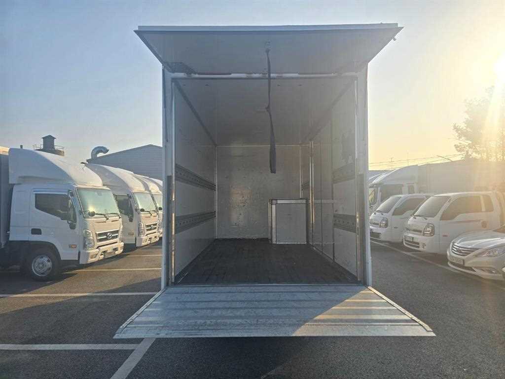 현대 올뉴마이티 2.5톤 익스하이탑 7