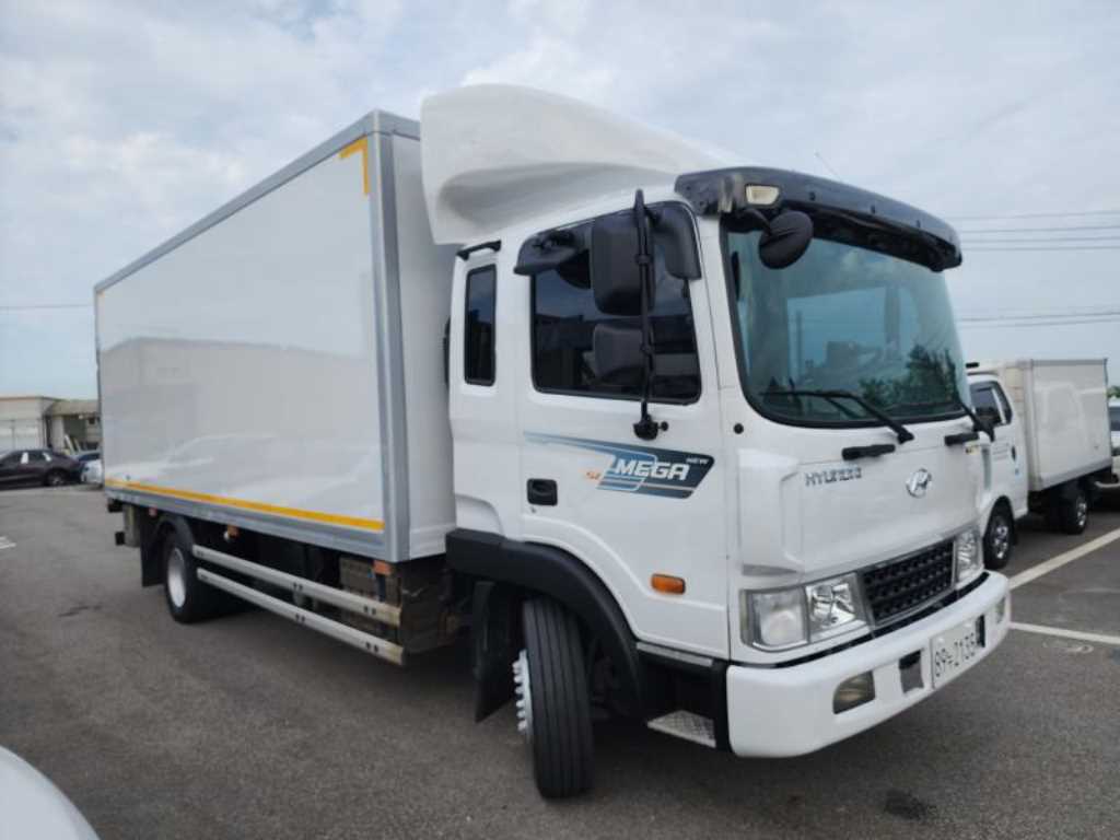 현대 메가트럭 표준탑 4.5톤 수동 2