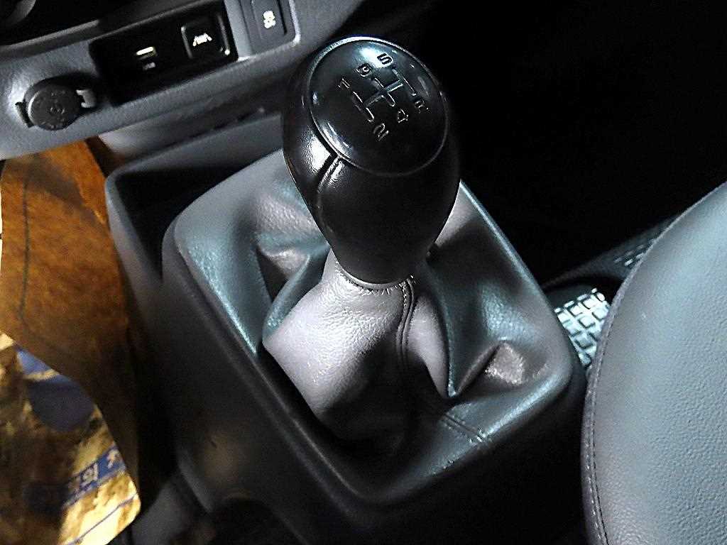 기아 봉고3 1톤 냉동탑 LPG 8