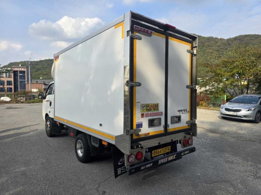 기아 봉고3 1.2톤 냉장탑 LPG 3