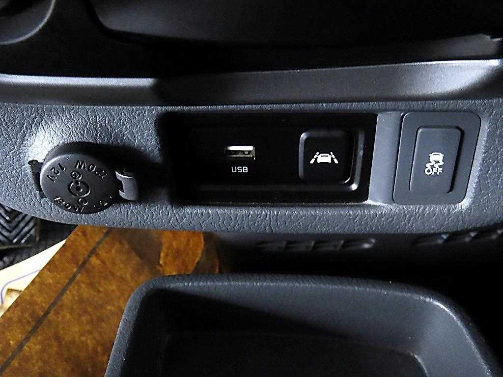 기아 봉고3 1톤 냉동탑 LPG 12