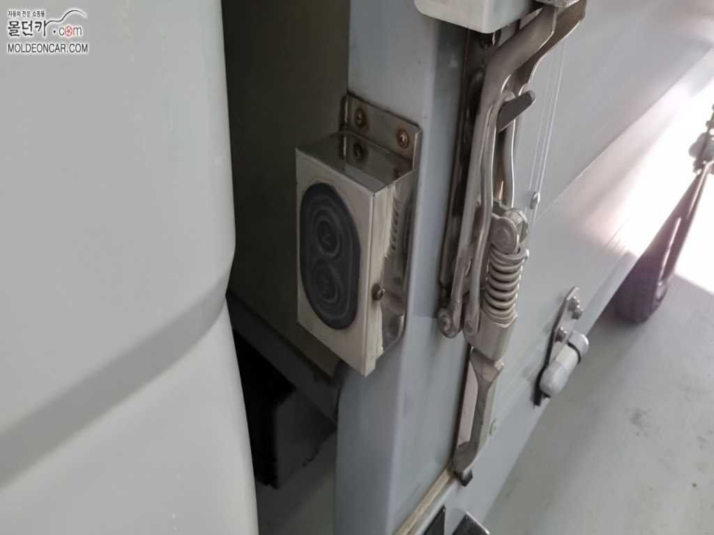 기아 봉고3 1.2톤 윙바디 킹캡 장축 13