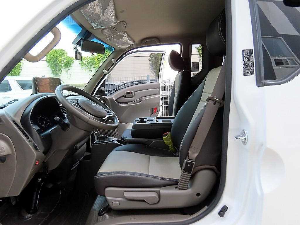 현대 포터2 1톤 윙바디 LPG 7