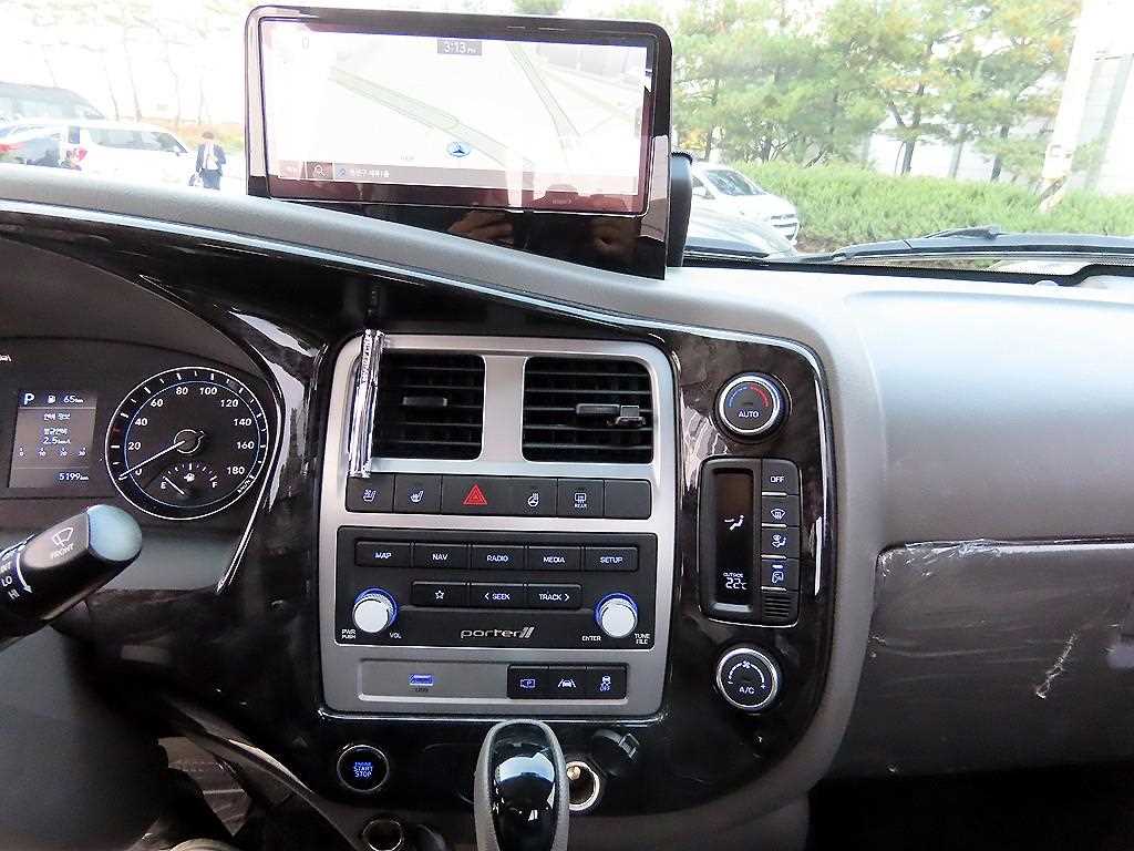 현대 포터2 1톤 카고 LPG 13