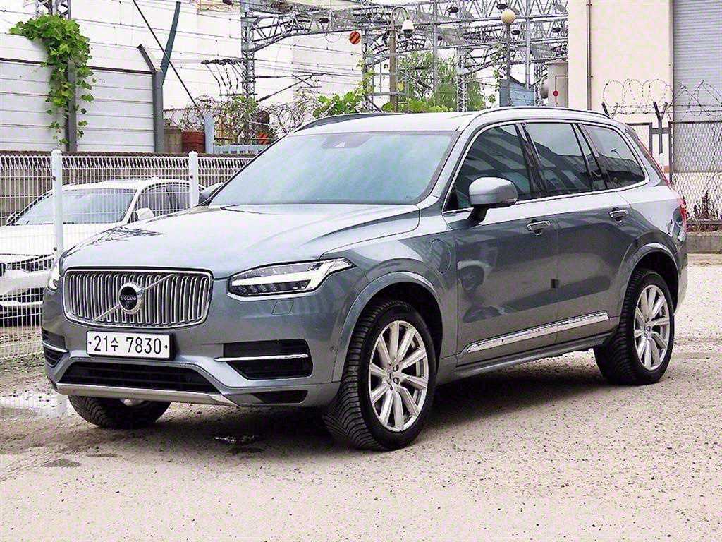 볼보 XC90 2.0 T8 AWD 인스크립션 사진 2/20