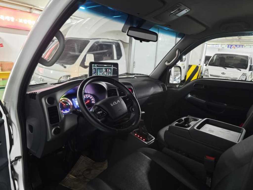 기아 봉고3 1톤 저상탑 전기 9