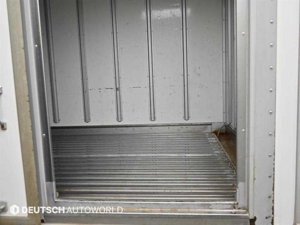 기아 봉고3 1톤 냉동탑 11