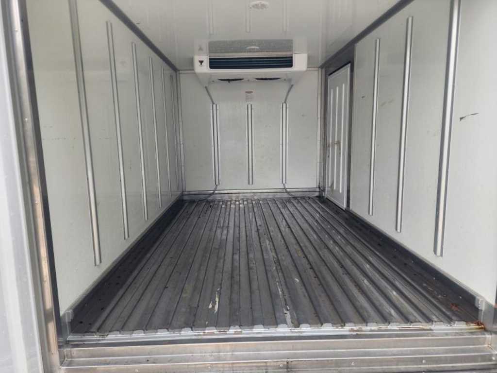 현대 포터2 1톤 냉동탑 LPG 7