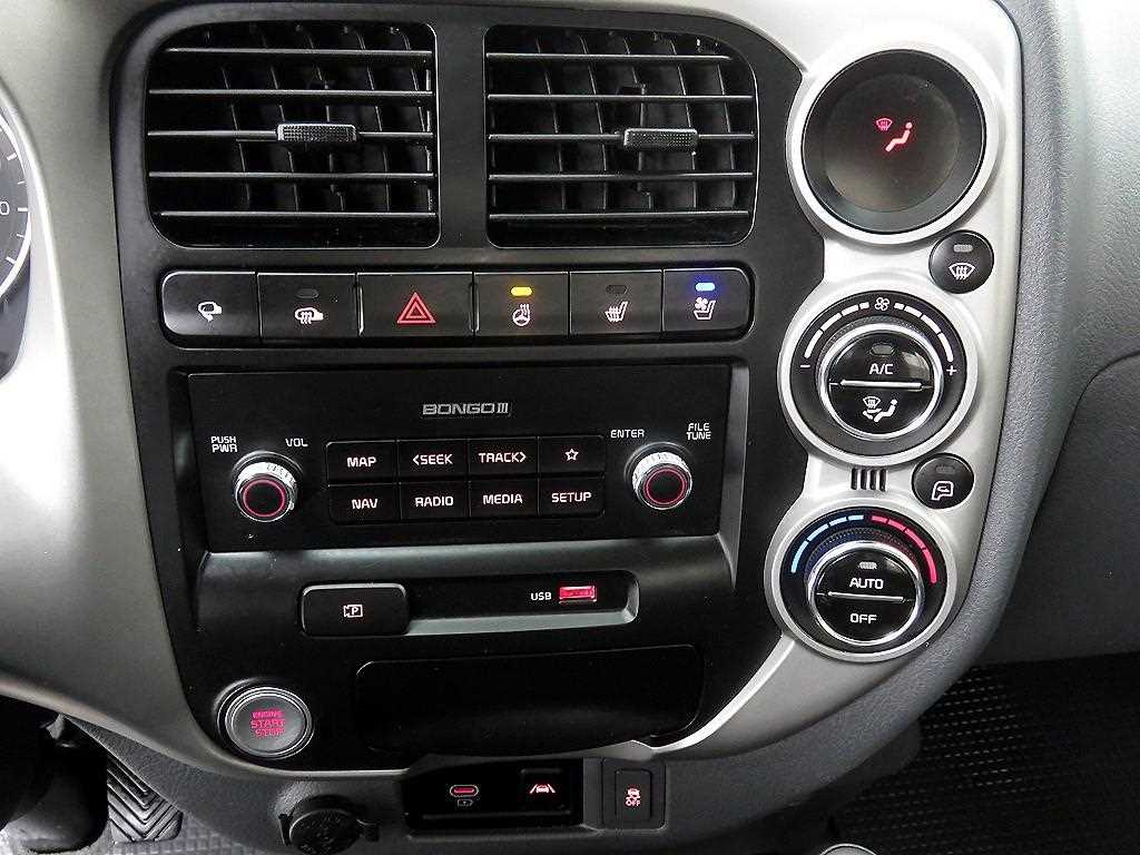 기아 봉고3 1톤 카고 LPG 12