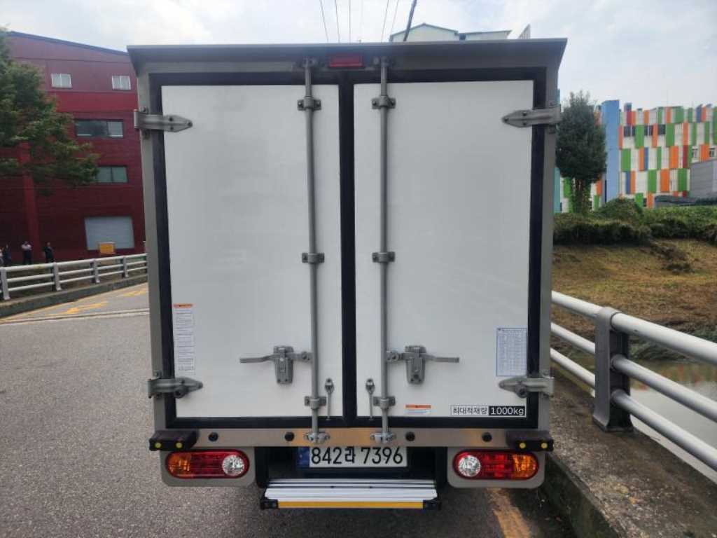 현대 포터2 1톤 냉동탑 LPG 3