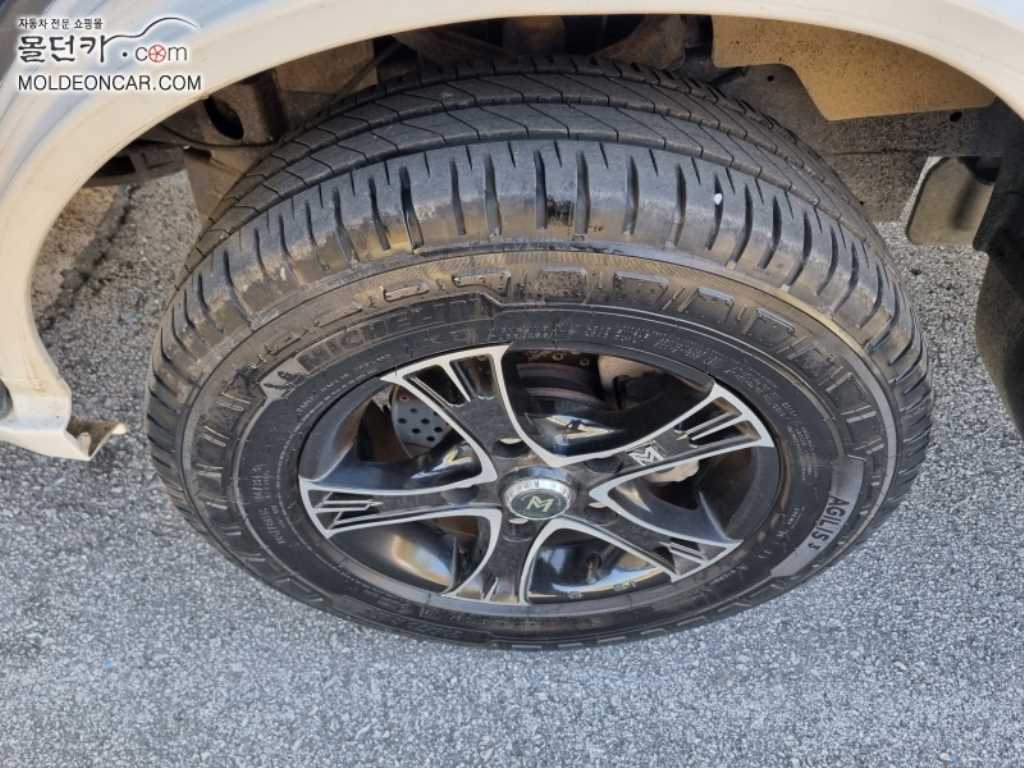 기아 봉고3 캠핑트럭 인산철배터리 5