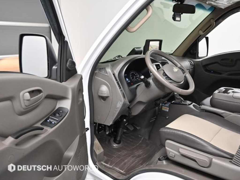 현대 포터2 1톤 냉동탑 LPG 11