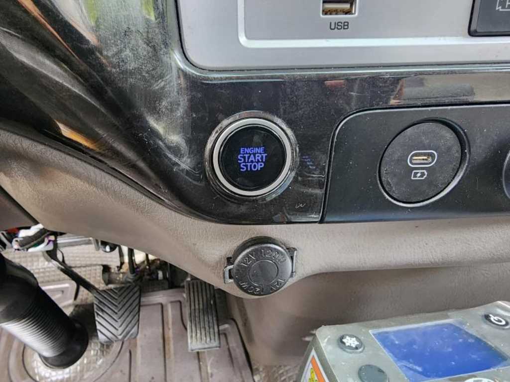 현대 포터2 1톤 냉동탑 LPG 11