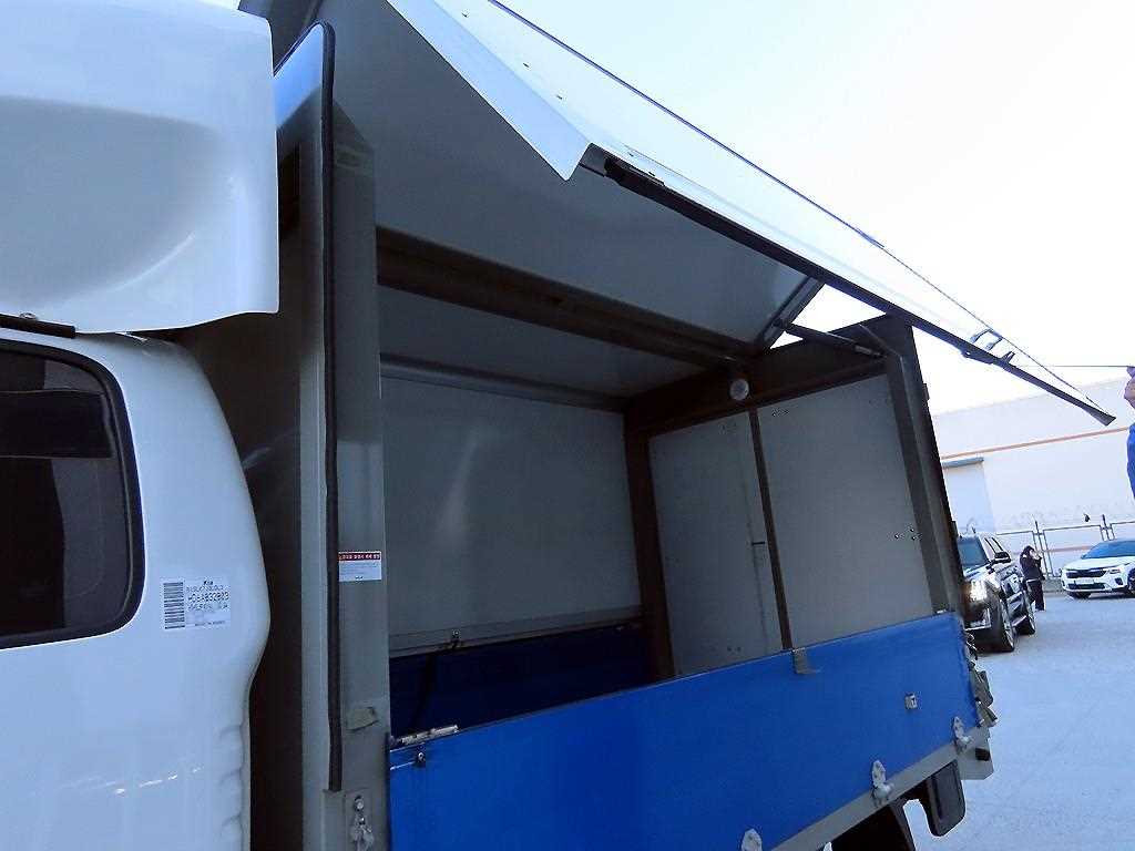 기아 봉고3 1톤 윙바디 킹캡 장축 LPG 5