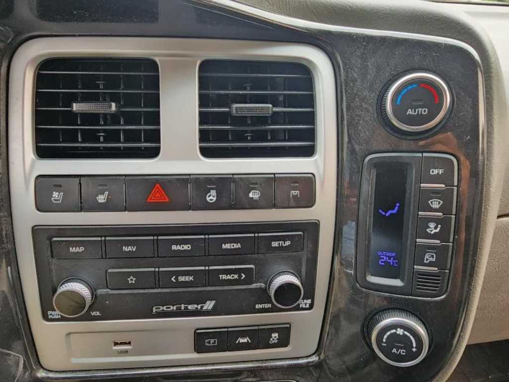 현대 포터2 1톤 냉동탑 LPG 13