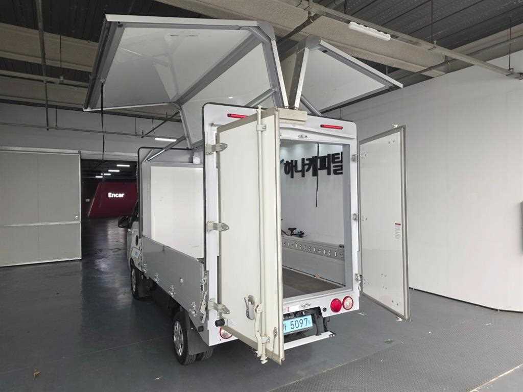 기아 봉고3 1톤 윙바디 전기 6