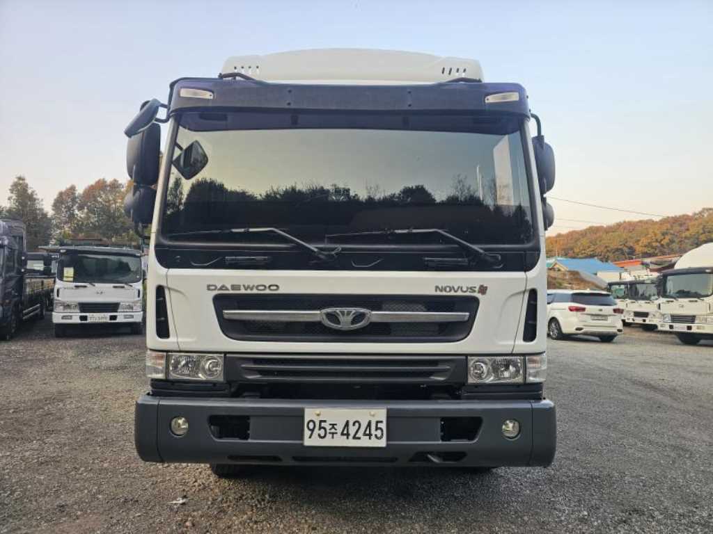 타타대우 노부스 280 단바리 윙바디 4.5톤 수동 1