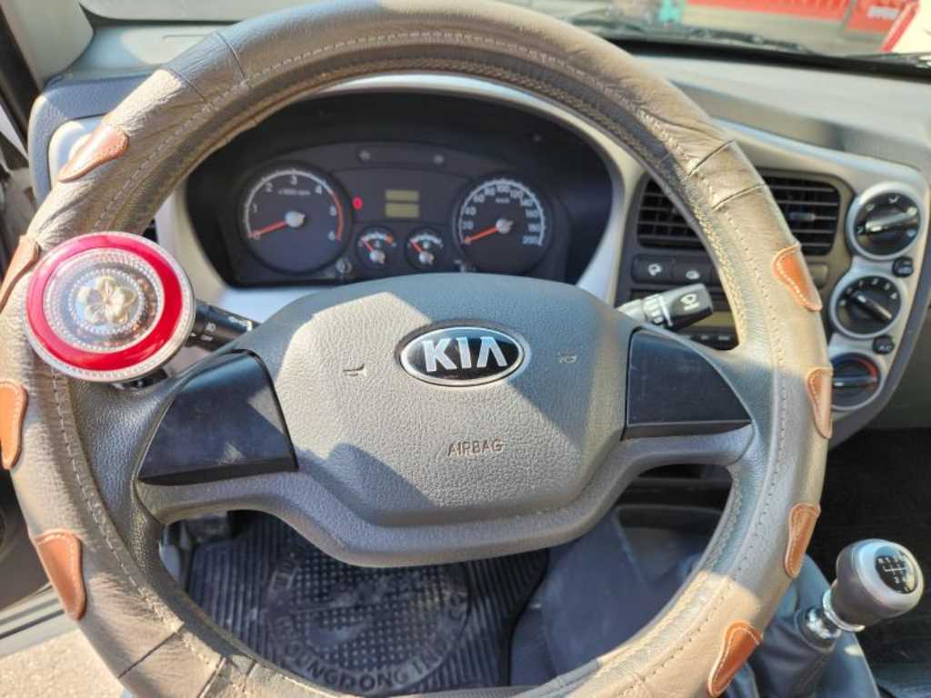 기아 봉고3 1.2톤 카고 8