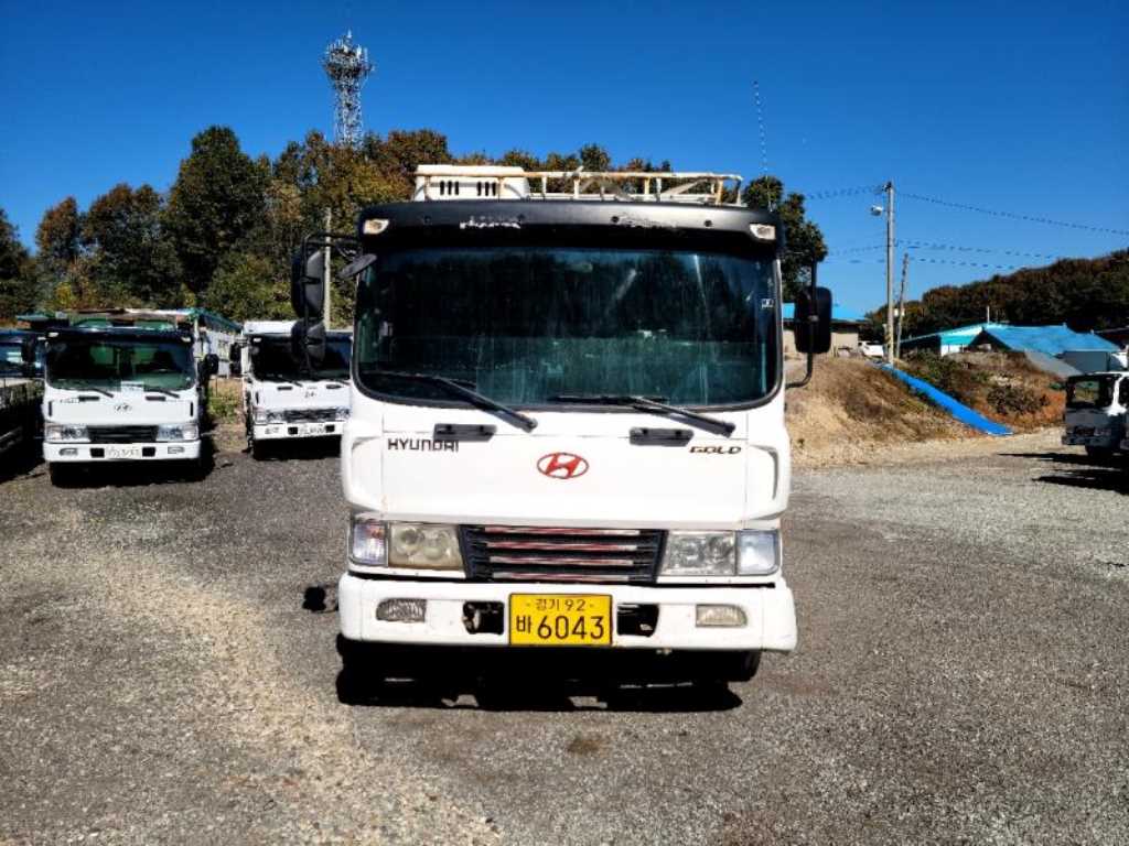 현대 메가트럭 카고 4.5톤 수동 4