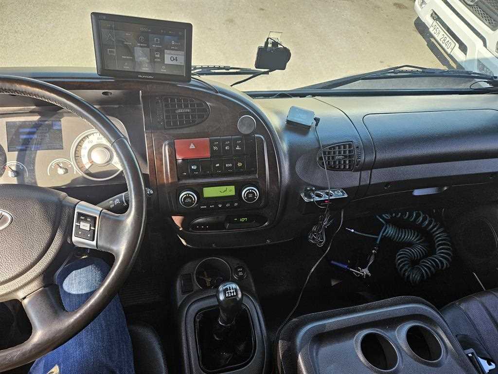 현대 메가트럭 단바리 표준탑 5톤 수동 12