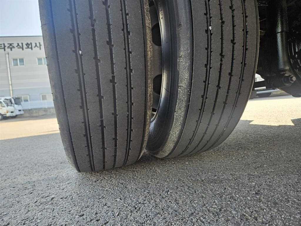 현대 메가트럭 단바리 표준탑 5톤 수동 19