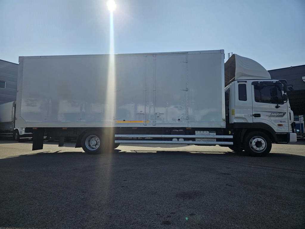 현대 메가트럭 단바리 표준탑 5톤 수동