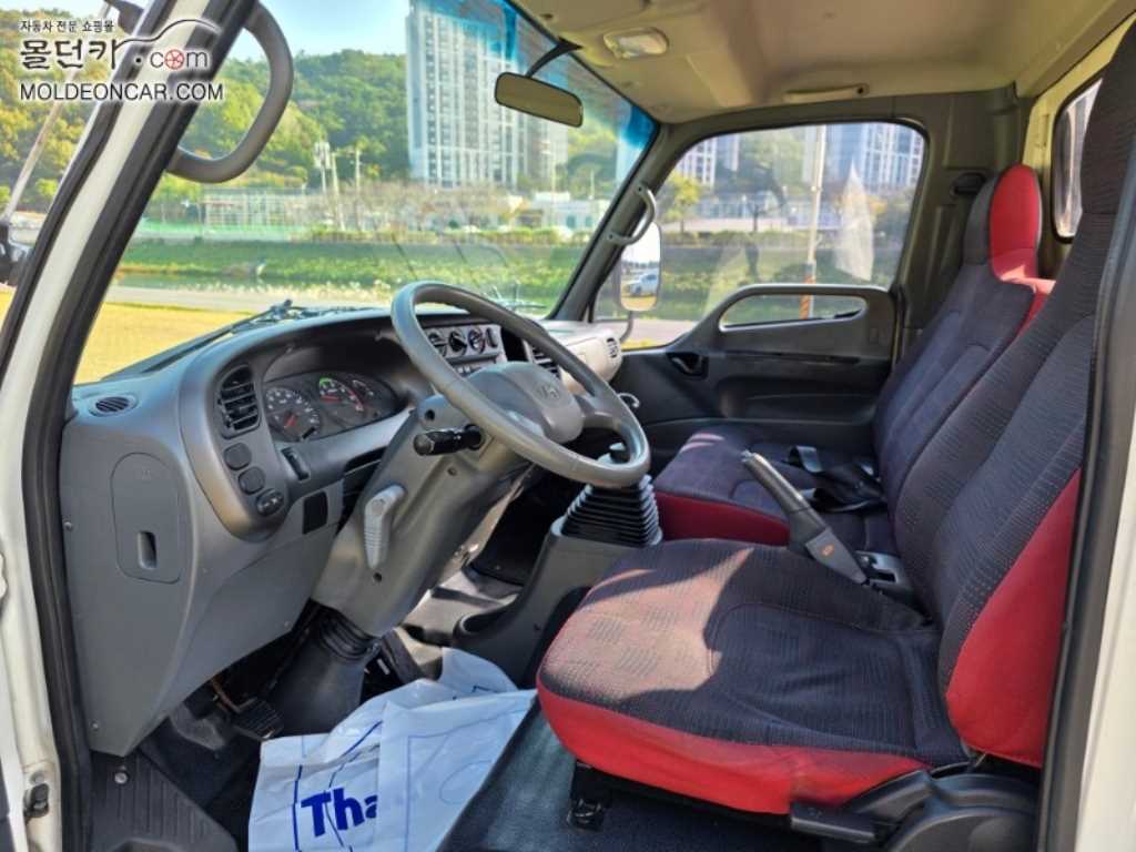 현대 이마이티 2.5톤 카고 8