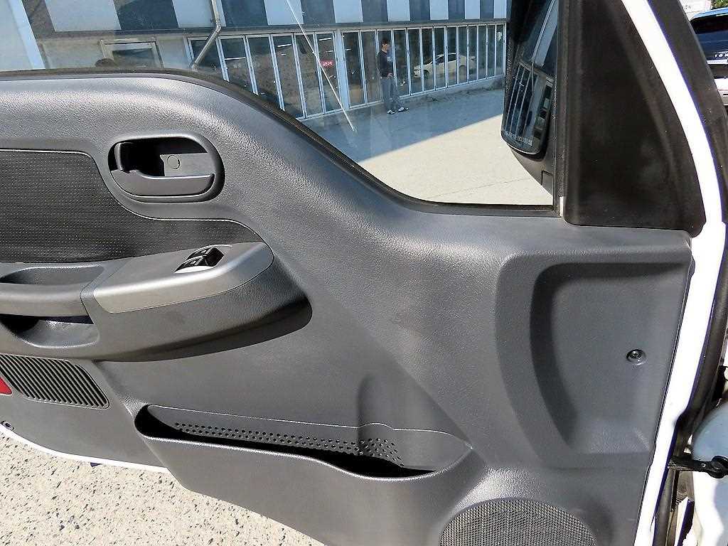 기아 봉고3 1톤 표준탑 LPG 11