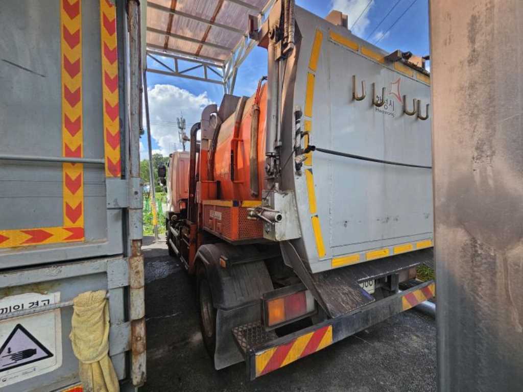 현대 음식물차 메가트럭 5톤 3