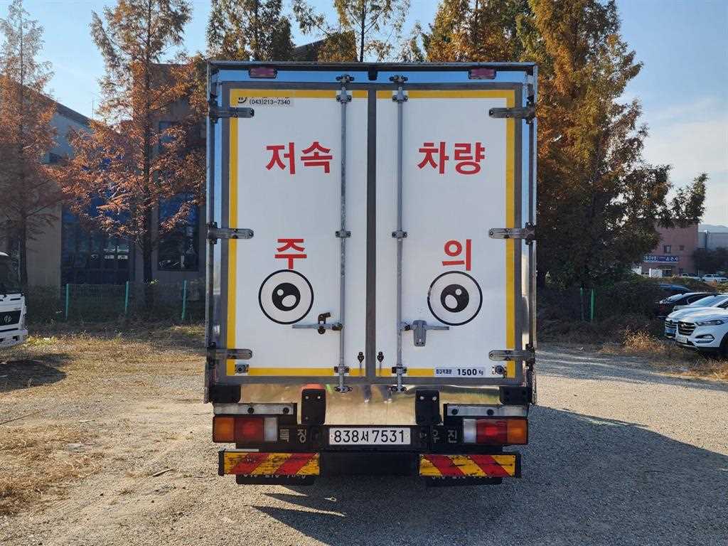 현대 올뉴마이티 2.5톤 냉동탑 5