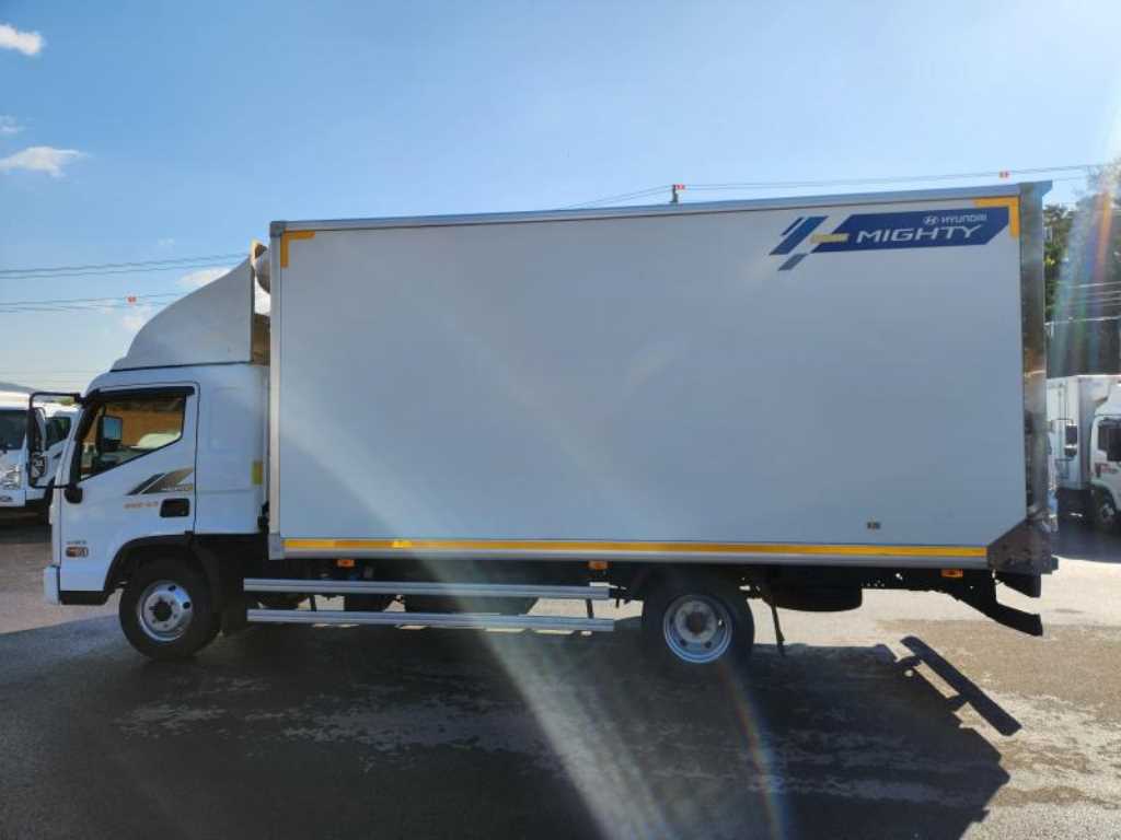 현대 올뉴마이티 3.5톤 냉동탑 3