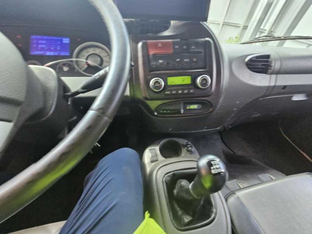 현대 음식물차 메가트럭 5톤 5