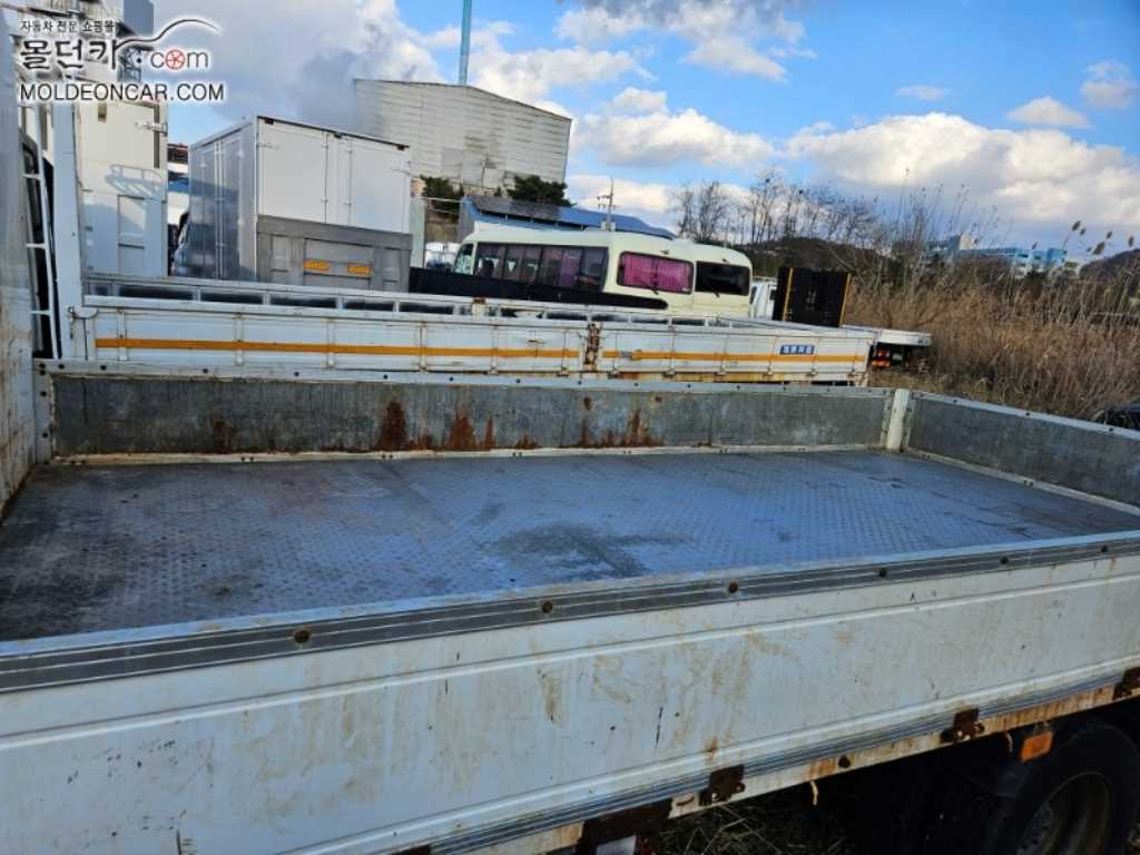 타타대우 더쎈 카고 3