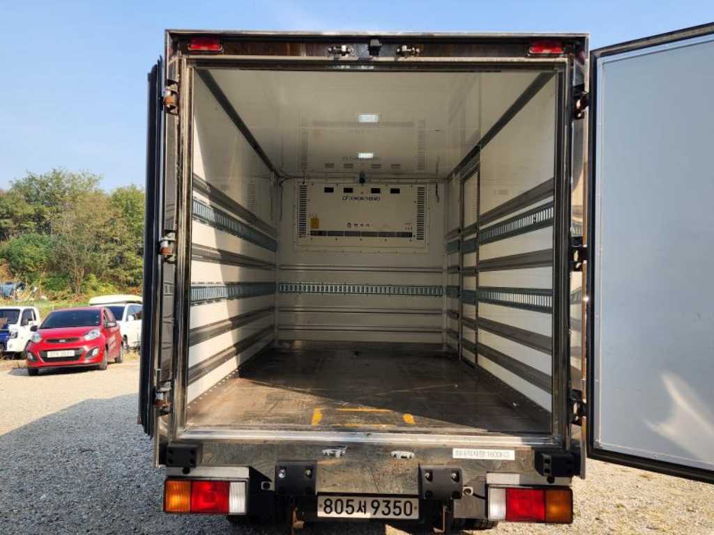 현대 올뉴마이티 2.5톤 냉동탑 3