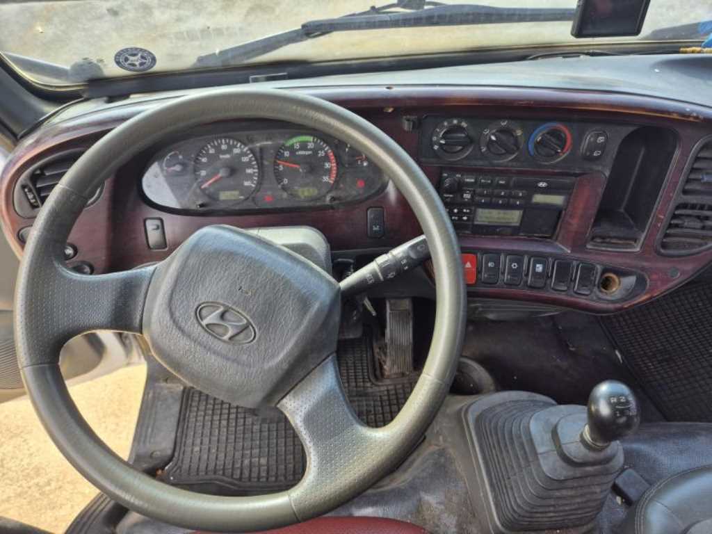 현대 이마이티 2.5톤 카고 슈퍼캡 15