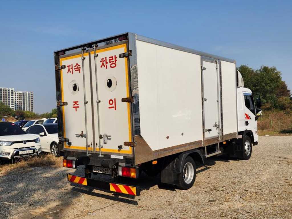 현대 올뉴마이티 2.5톤 냉동탑 4