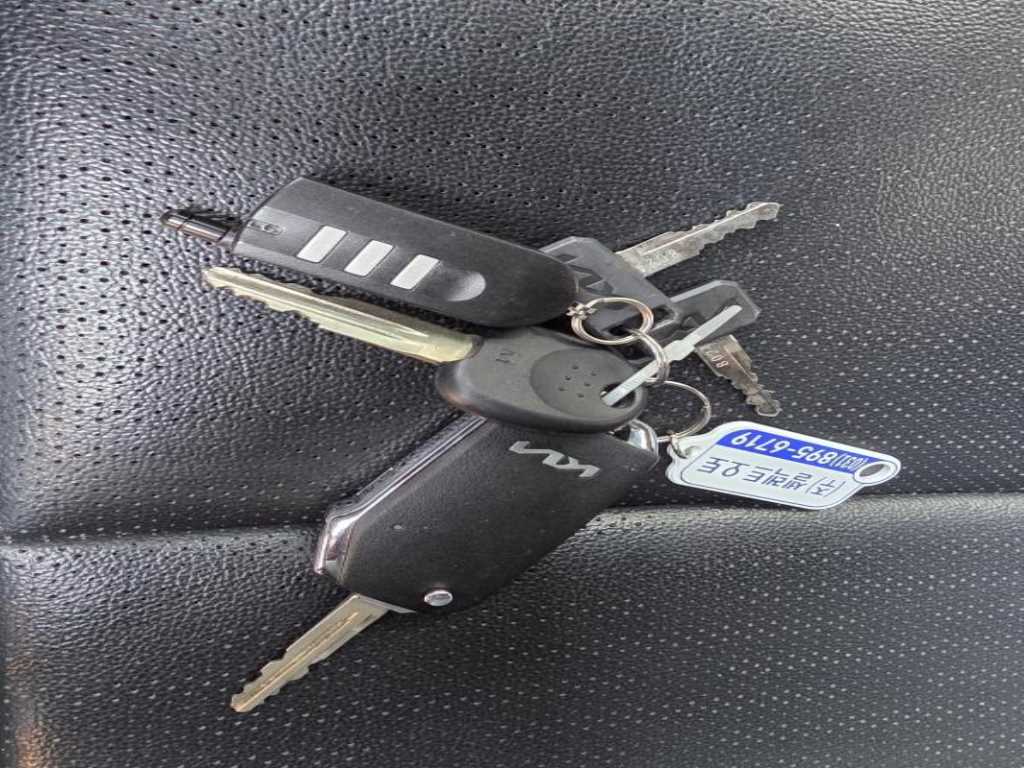 기아 봉고3 1톤 표준탑 킹캡 장축 LPG 16