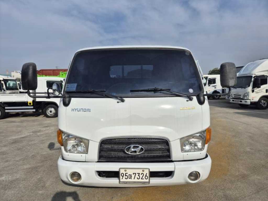 현대 이마이티 2.5톤 카고 슈퍼캡 1