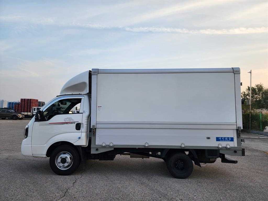 기아 봉고3 1.2톤 윙바디 표준캡 LPG 2