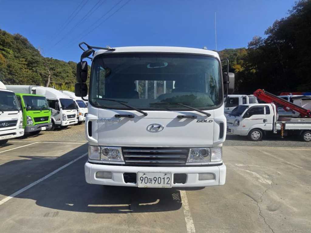 현대 메가트럭 단바리 카고 4.5톤 수동 1