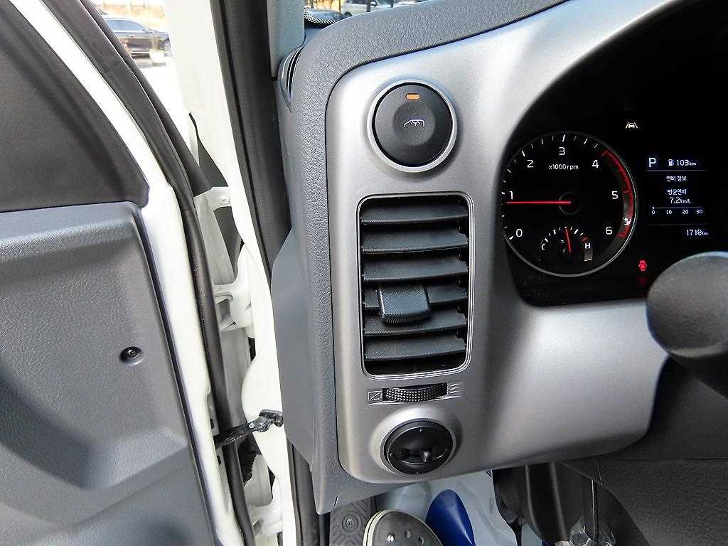 기아 봉고3 1톤 표준탑 LPG 14