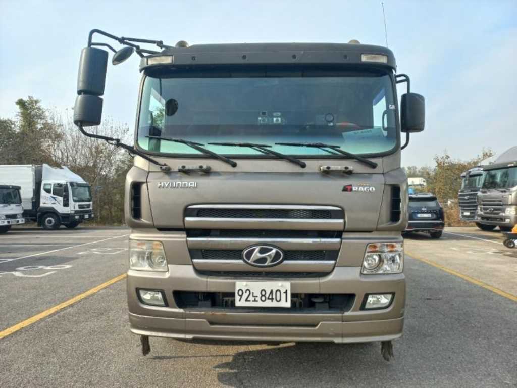 현대 트라고 카고 2