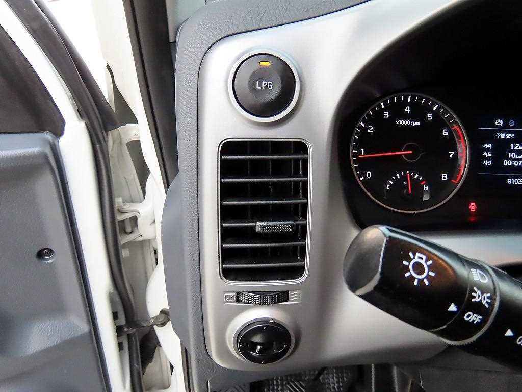 기아 봉고3 1톤 표준탑 LPG 12