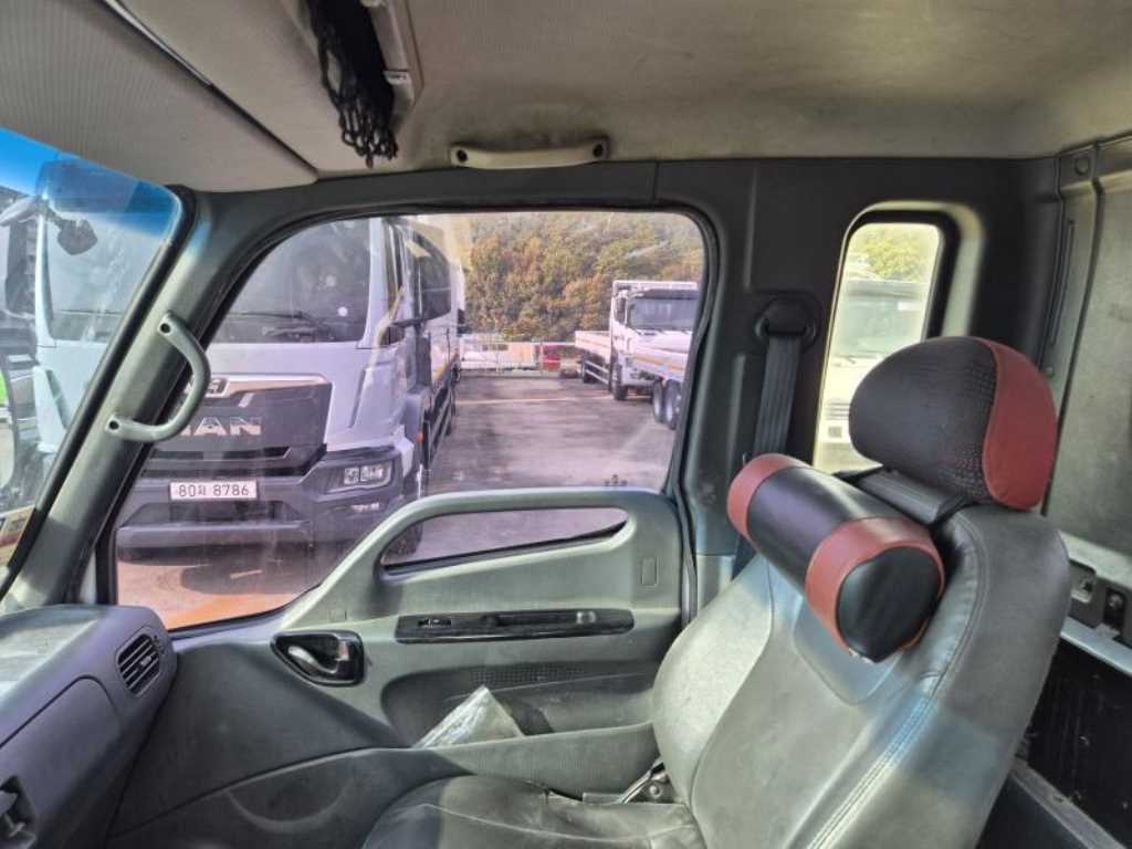 현대 이마이티 2.5톤 카고 슈퍼캡 16