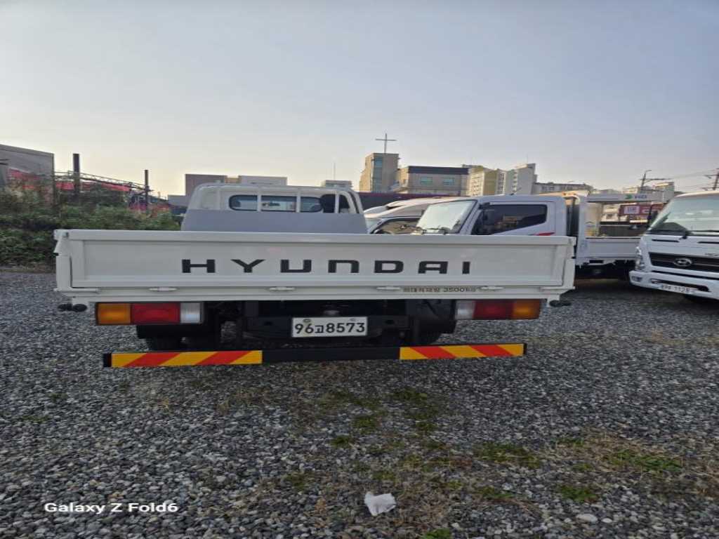 현대 이마이티 3.5톤 카고 4